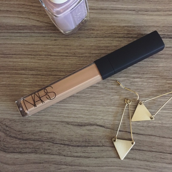 NARS Radiant Creamy Concealer (Biscuit)