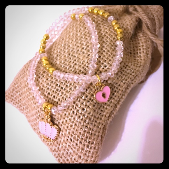 Pink bead crown heart set
