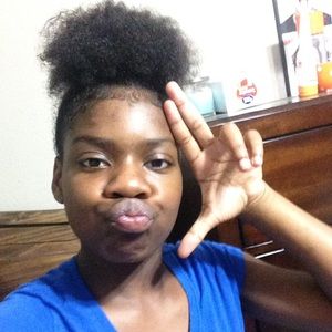 Meet your Posher, Jada