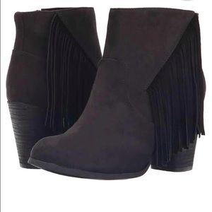 Madden girl size 6 black bootie with draped fringe