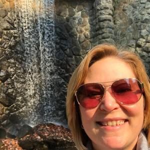 Meet your Posher, Mandy