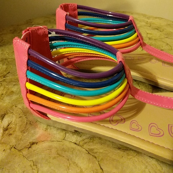 Shoes - Picture 4 of 4