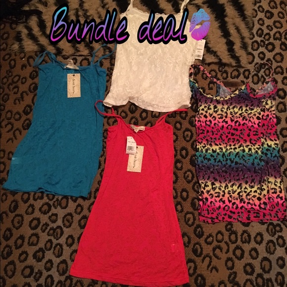 BUNDLE DEAL-FOUR TANKTOPS!!🤗