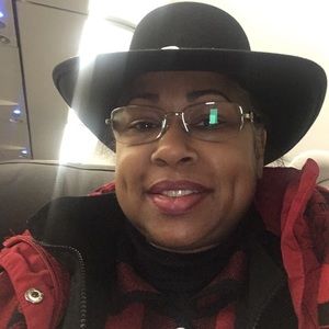 Meet your Posher, Wendy