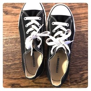 Black Converse