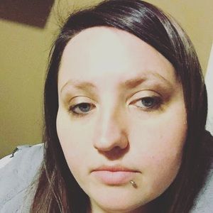 Meet your Posher, Alicia