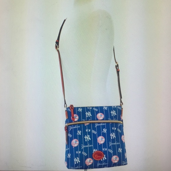 Dooney and Bourke MLB Yankees Crossbody - Picture 4 of 4