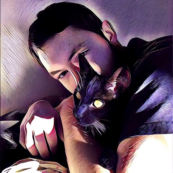 Bonjour et bienvenue! Welcome to my closet! 👋🏼 - Picture 5 of 6