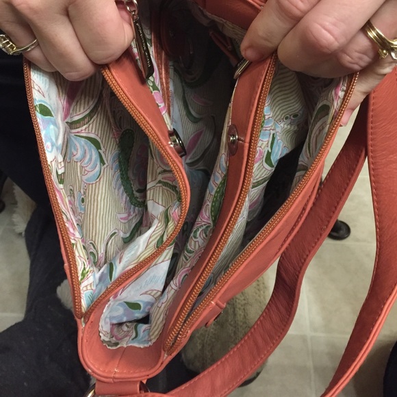 Brand new Stone Mountain purse - Picture 4 of 4