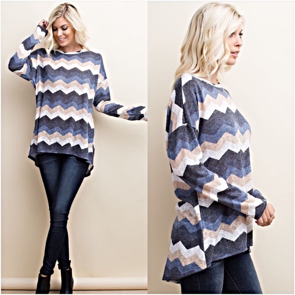 Classy Chic Chevron Lightweight Tunic Top SM Sold - Picture 2 of 3