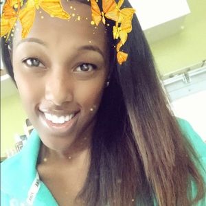 Meet your Posher, Enat