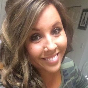 Meet your Posher, Tegan