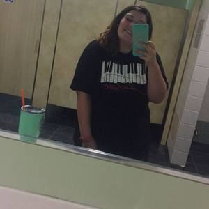 Meet your Posher, Brooke