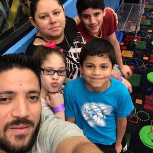 Meet your Posher, Barahona