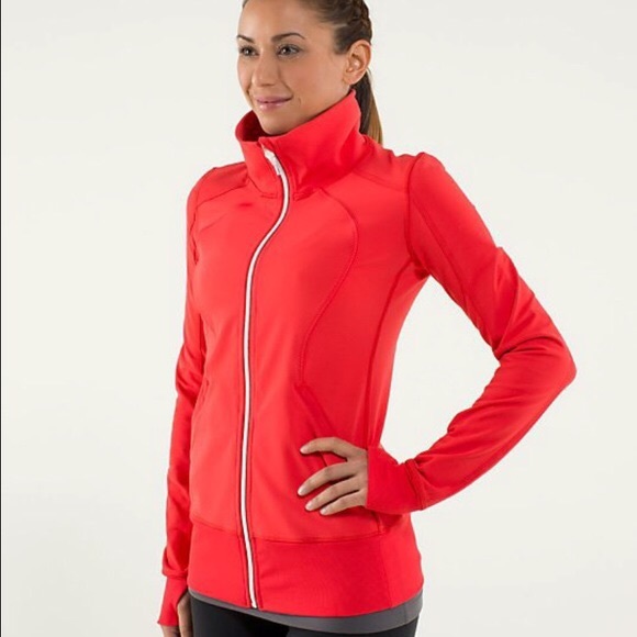Lululemon red asana jacket size 6 EUC
