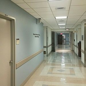 Meet your Posher, Dennis