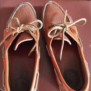 Dooney and Bourke leather shoes