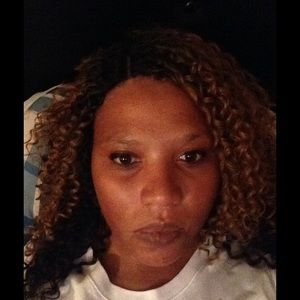 Meet your Posher, Chantia