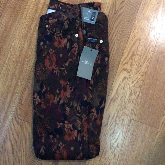 NWT Seven second skin legging Jean.