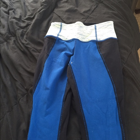 Lululemon - Picture 3 of 4