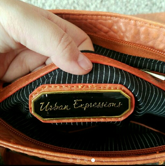 Coral Crossbody Bag - Picture 4 of 4