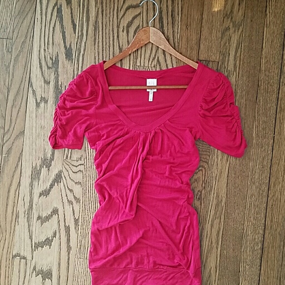 Red/pink Rue21 ruffled fitted top