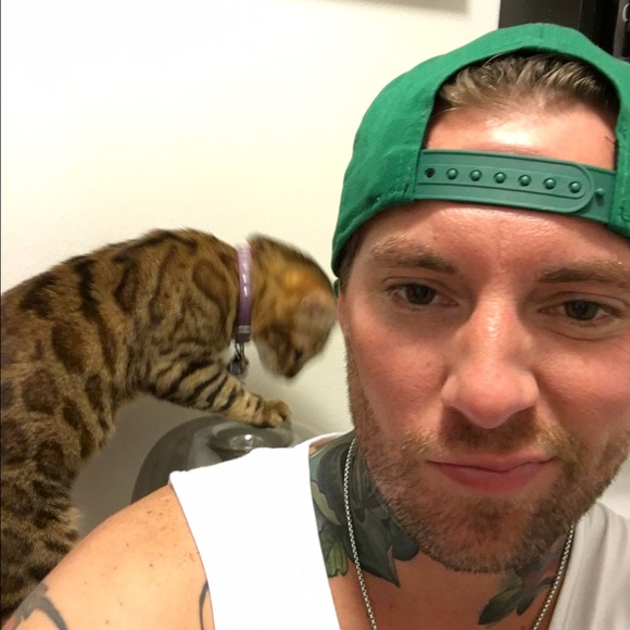 Meet your Posher, Joel