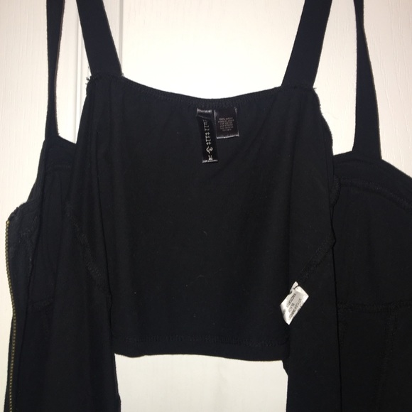 Crop top - Picture 3 of 3