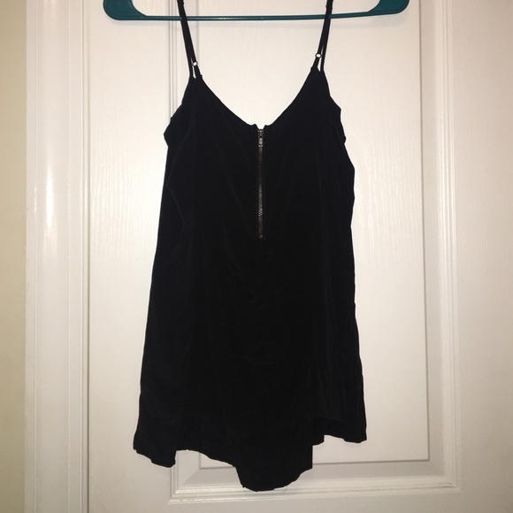 Ruffle tank top - Picture 3 of 3