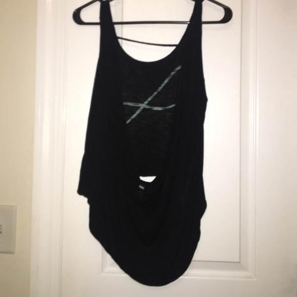 Black graphic tank - Picture 3 of 3