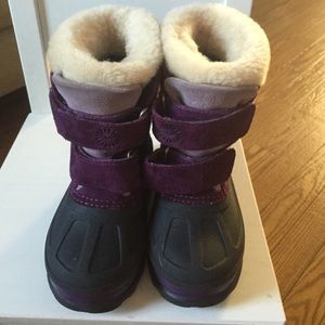 Toddlers winter snow Ugg boots