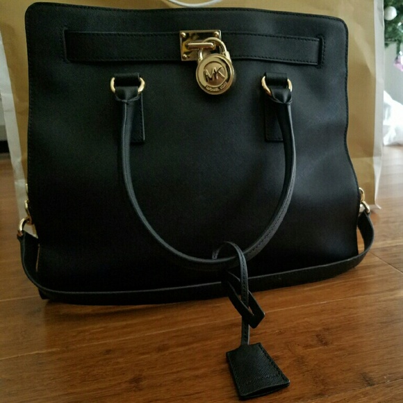 😀Sold😀Michael kors Hamilton large
