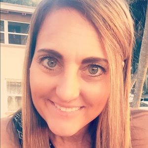 Meet your Posher, Nadine