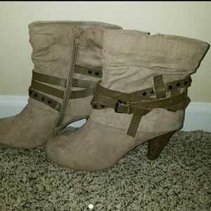 Cute Booties (Bundle to save on shipping)