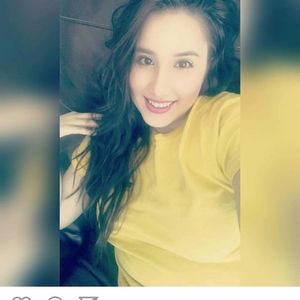 Meet your Posher, Casandra