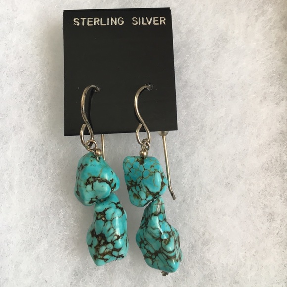 Never been worn bracelet and earring set! - Picture 3 of 3