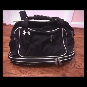 UNDER ARMOUR travel bag