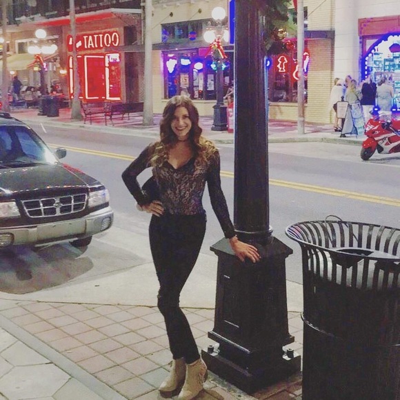 Meet your Posher, Kelly - Picture 5 of 8