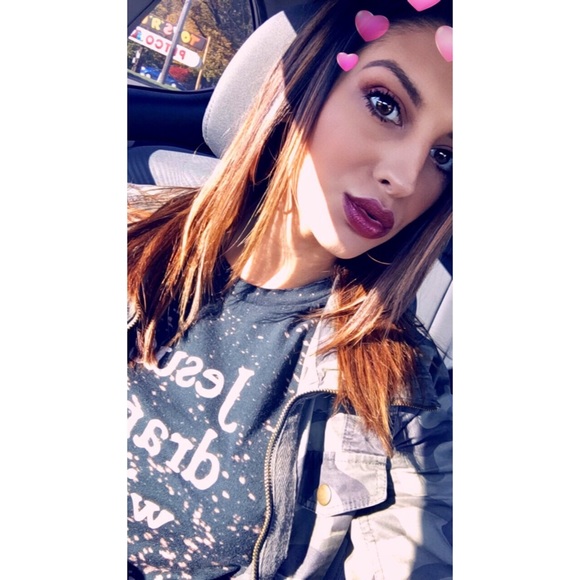 Meet your Posher, Kelly - Picture 8 of 8