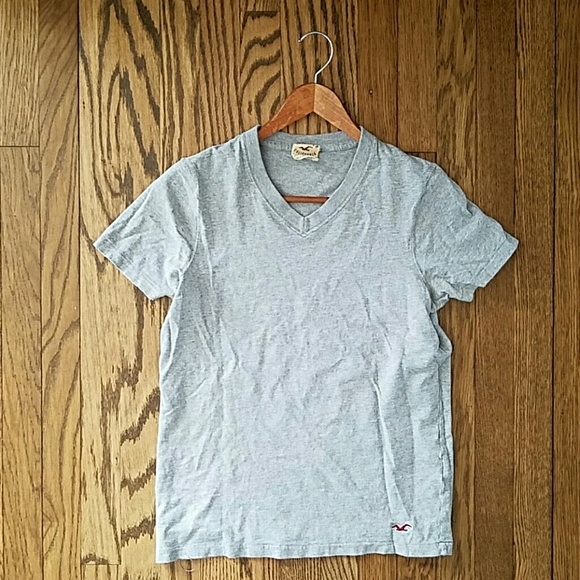 Hollister V-neck T-shirt