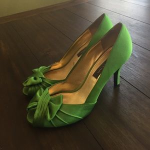 Green pumps