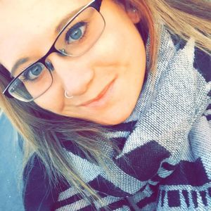 Meet your Posher, Leah