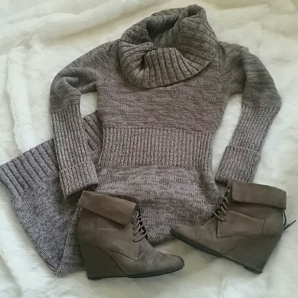 Moda International Dresses & Skirts - 🎁Auction Item 1/14🎁 Sweater dress
