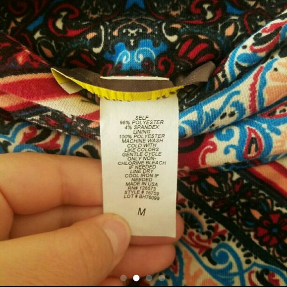 New Slit Maxi Skirt with shorts (M) - Picture 2 of 4