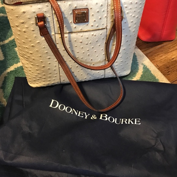 Dooney and bourke shoulder bag
