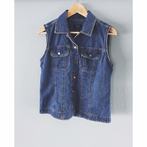 90s // Hip Denim Vest