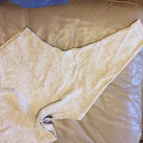 "Splendid" shimmery sequined gold colored sweater - Picture 3 of 3