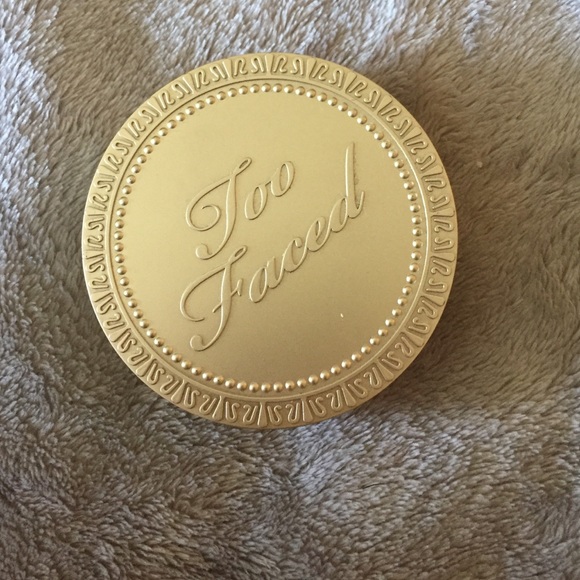 Too Faced Sun Bunny Natural Bronzer