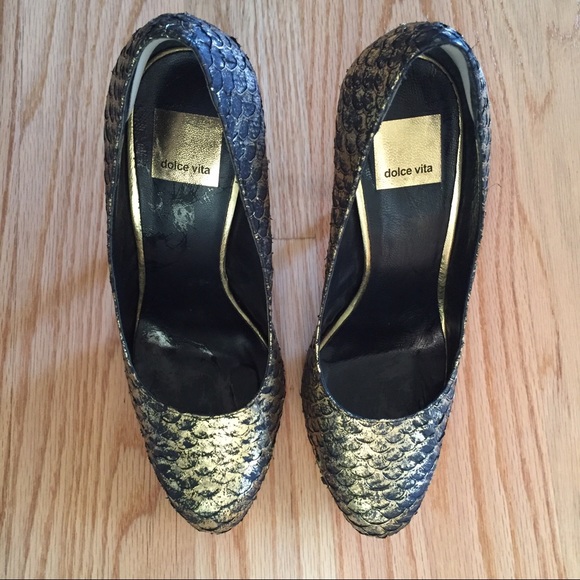 Dolce Vita Gold Scaled Leather Heels - Picture 3 of 4