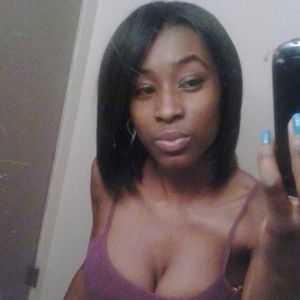 Meet your Posher, Nikkia